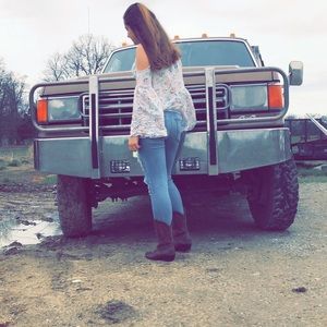 Meet your Posher, Sky